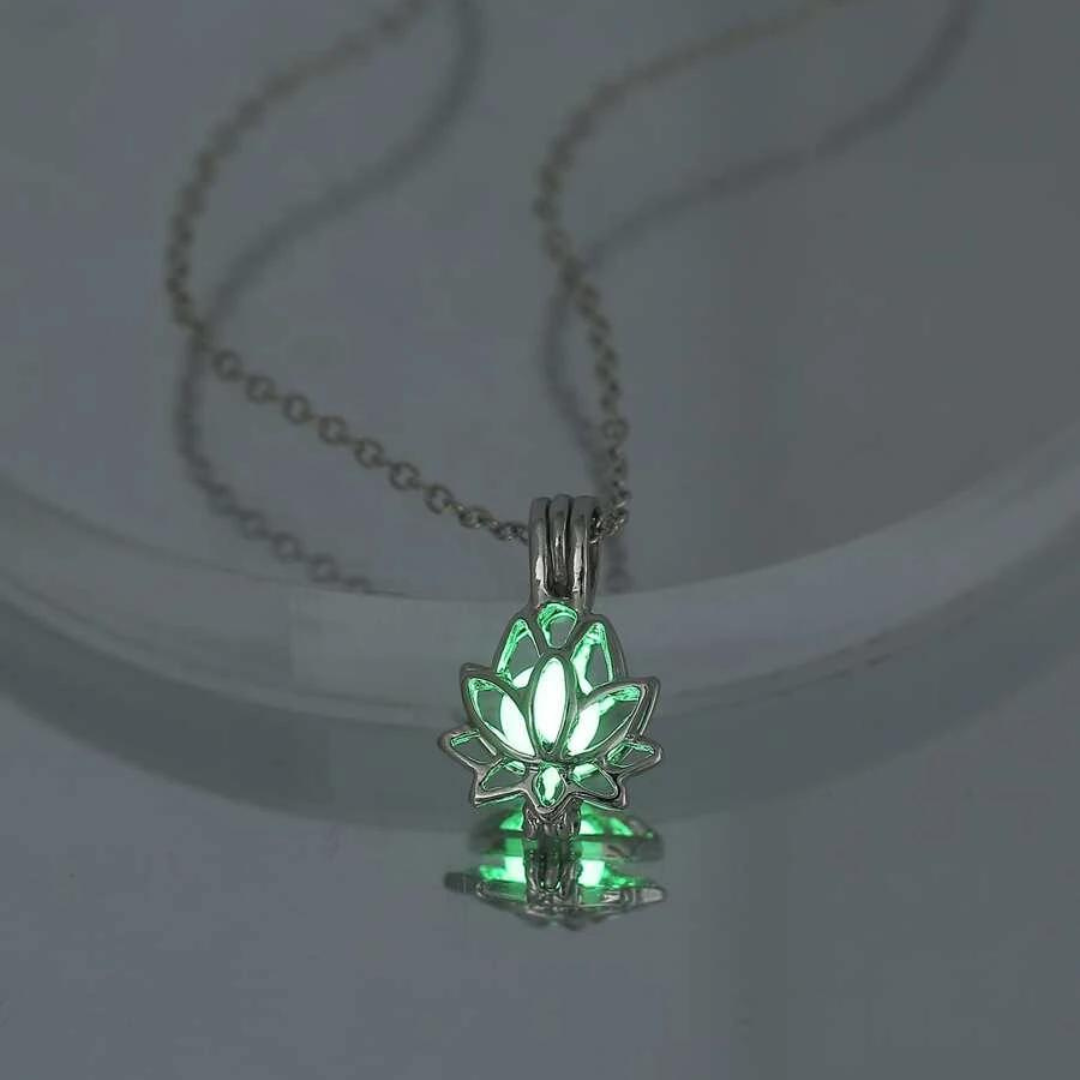 Lumi Lotus Necklace - IndieGlow